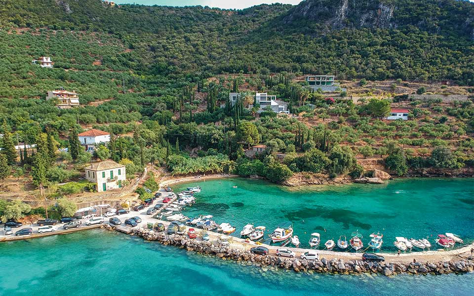 Peloponnese Unveiled: 3 Idyllic Weekend Getaways